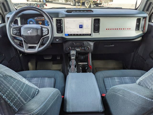 Used 2025 Ford Bronco Heritage Edition image 14