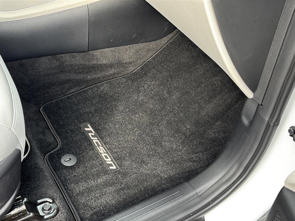 Certified 2025 Hyundai Tucson SE image 39