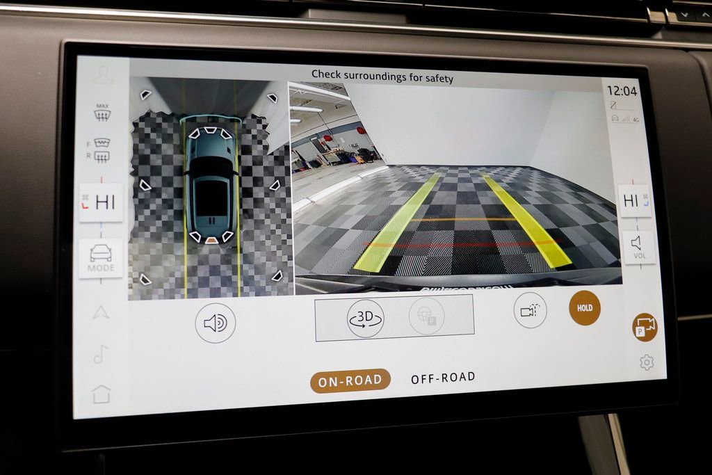 Used 2025 Land Rover Range Rover Sport SE image 11