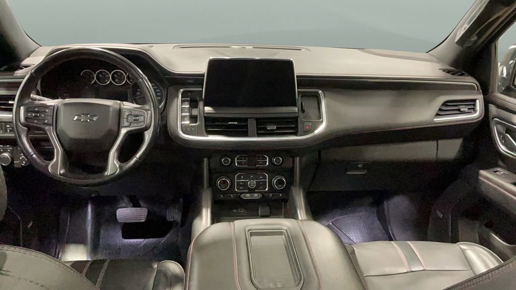 Used 2021 Chevrolet Suburban RST w/ Luxury Package image 25