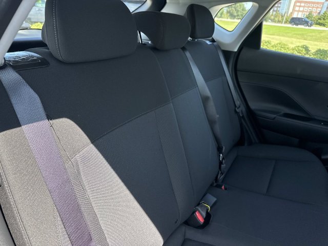 New 2027 Hyundai Kona SE FWD image 12