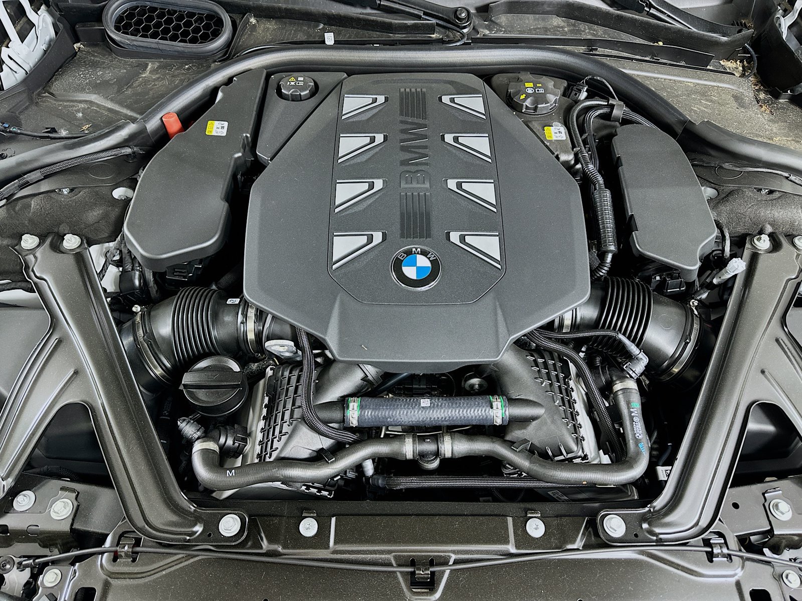 New 2026 BMW 760i xDrive w/ Executive Package AWD/4WD image 13