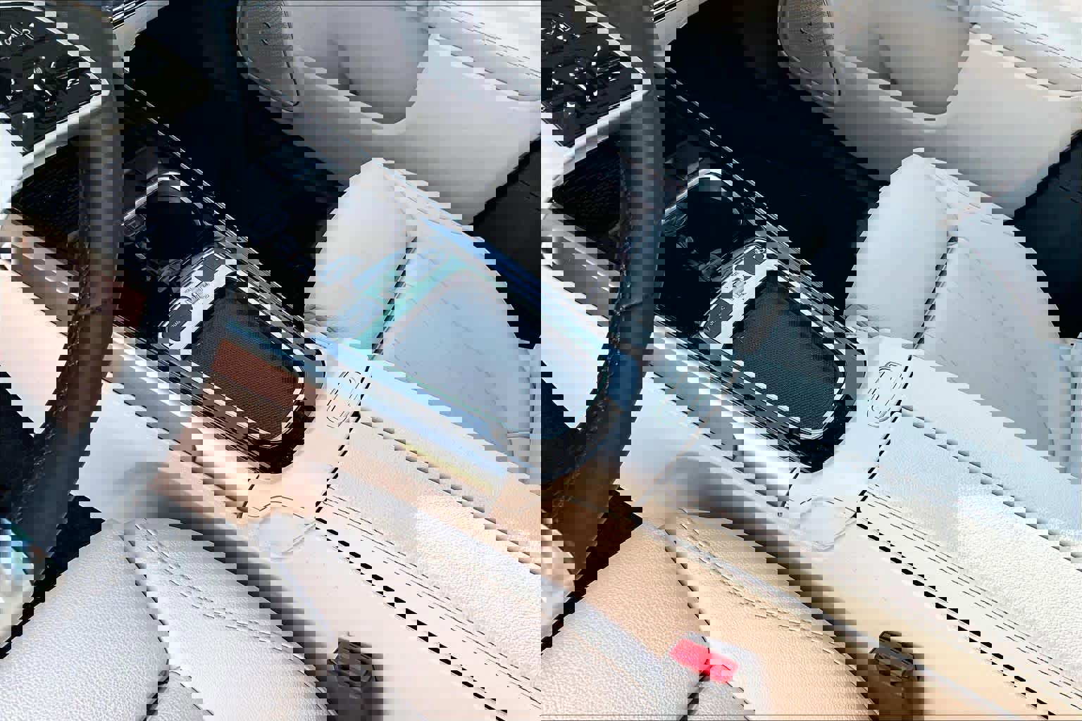 Used 2025 Mercedes-Benz GLB 250 image 17