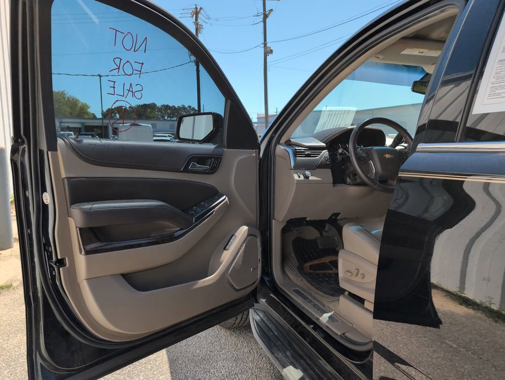 Used 2020 Chevrolet Tahoe LT RWD image 10