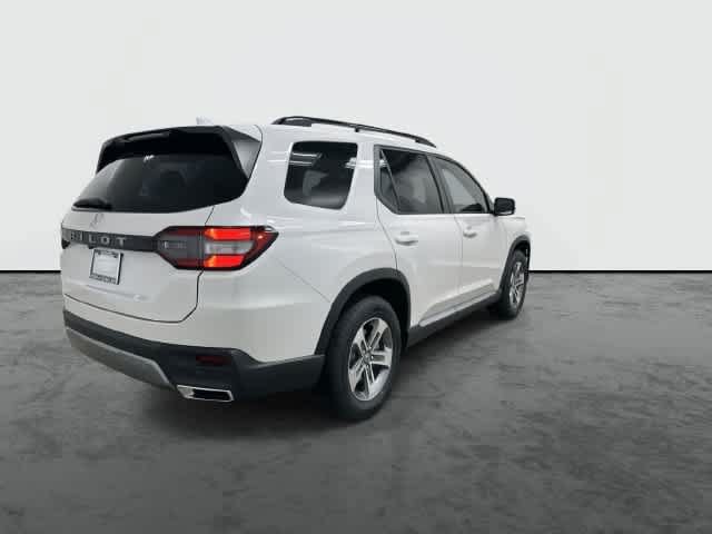 New 2026 Honda Pilot EX-L image 3