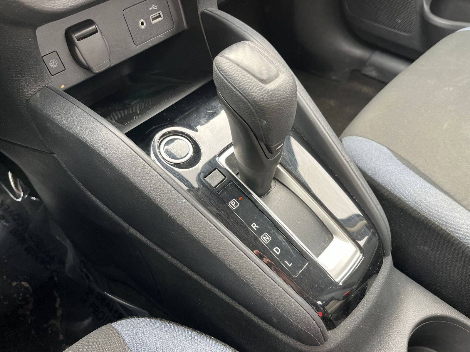 Used 2025 Nissan Versa SV FWD image 40