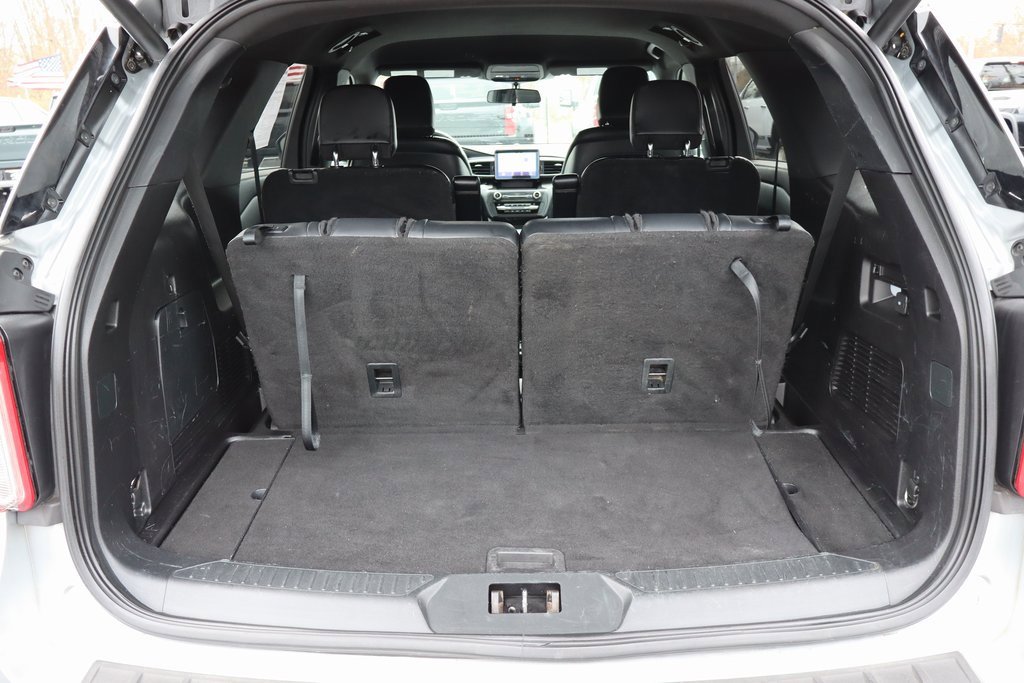 Used 2020 Ford Explorer XLT w/ Equipment Group 202A image 25