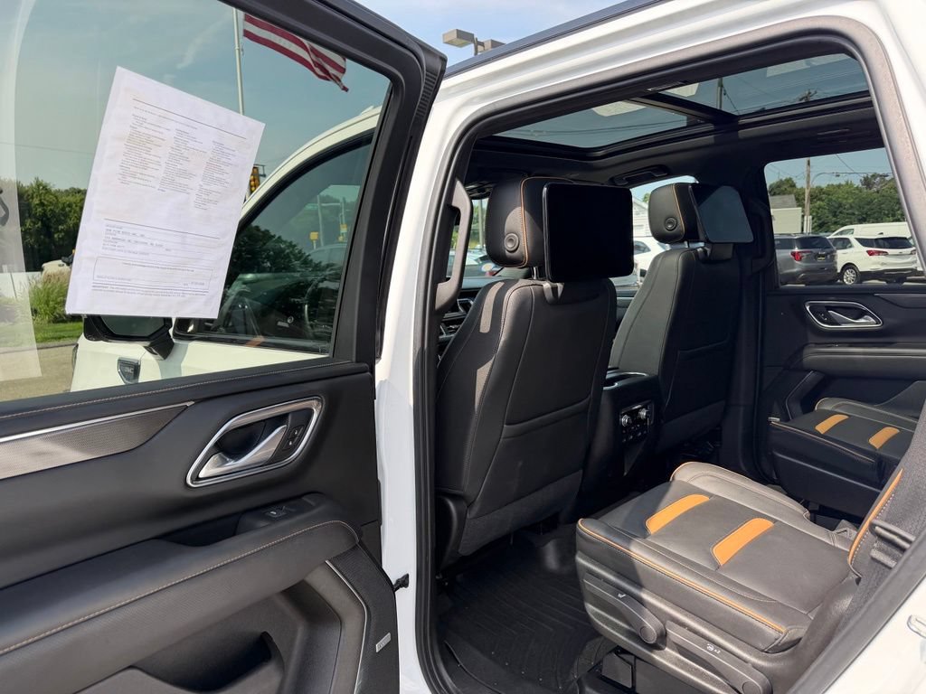 Used 2021 GMC Yukon AT4 w/ AT4 Premium Plus Package AWD/4WD image 16