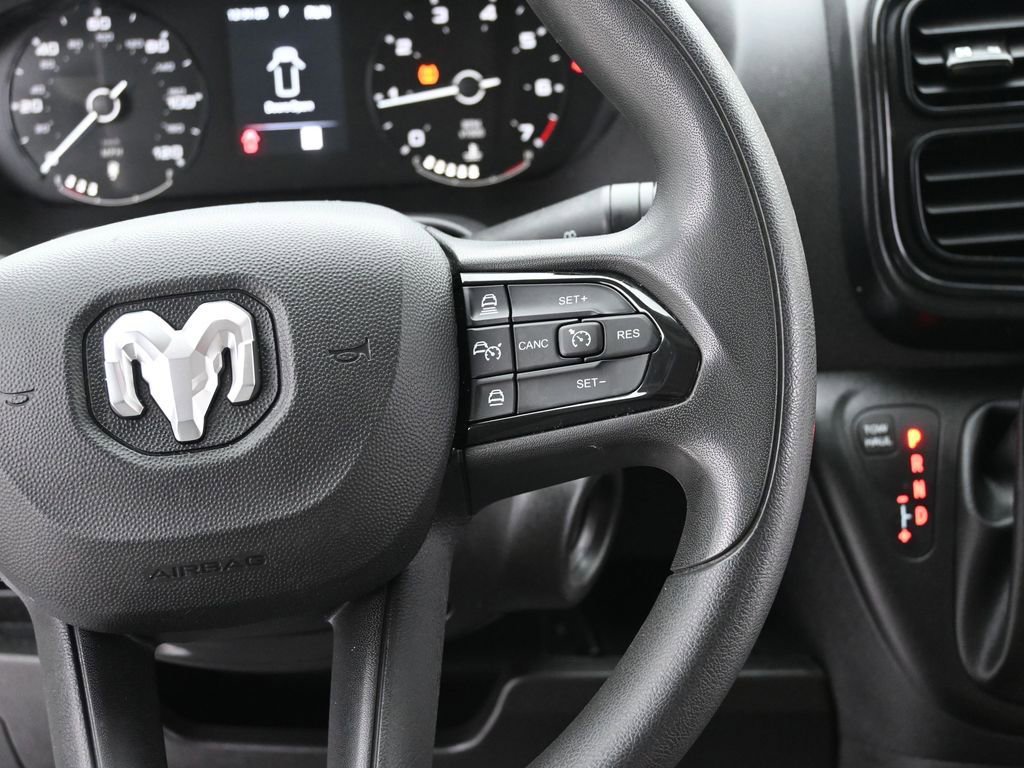 Used 2024 RAM ProMaster 2500 w/ Convenience Group image 31