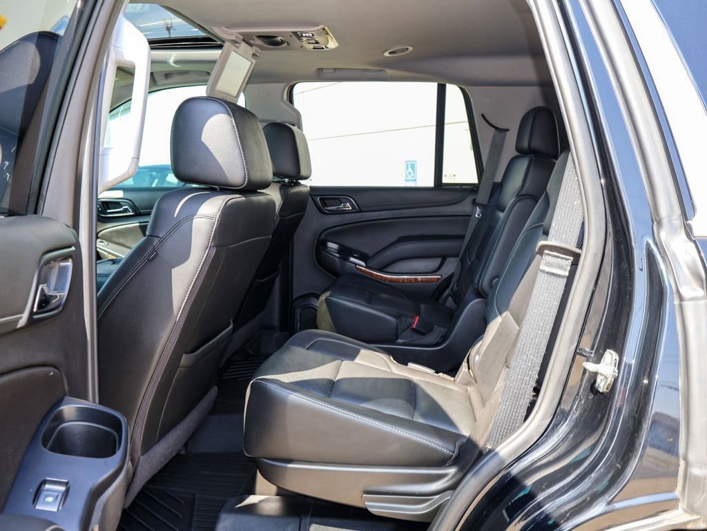 Used 2020 Chevrolet Tahoe Premier w/ Premier 6.2L Value Package image 18