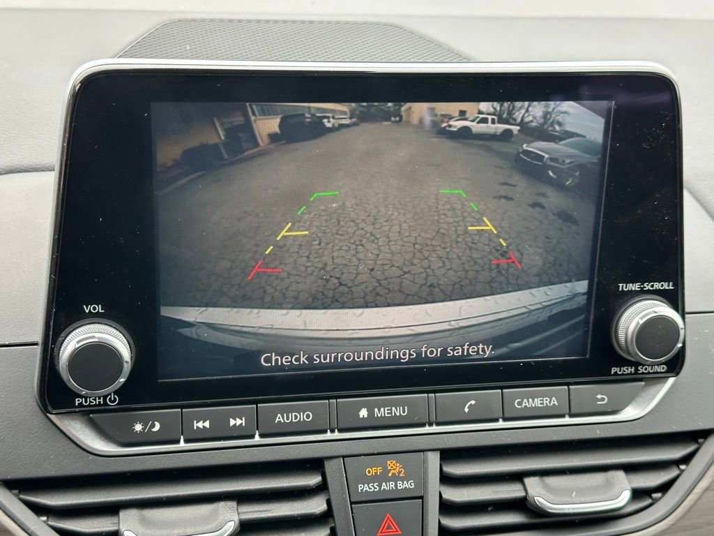 Used 2024 Nissan Altima 2.5 SV image 5