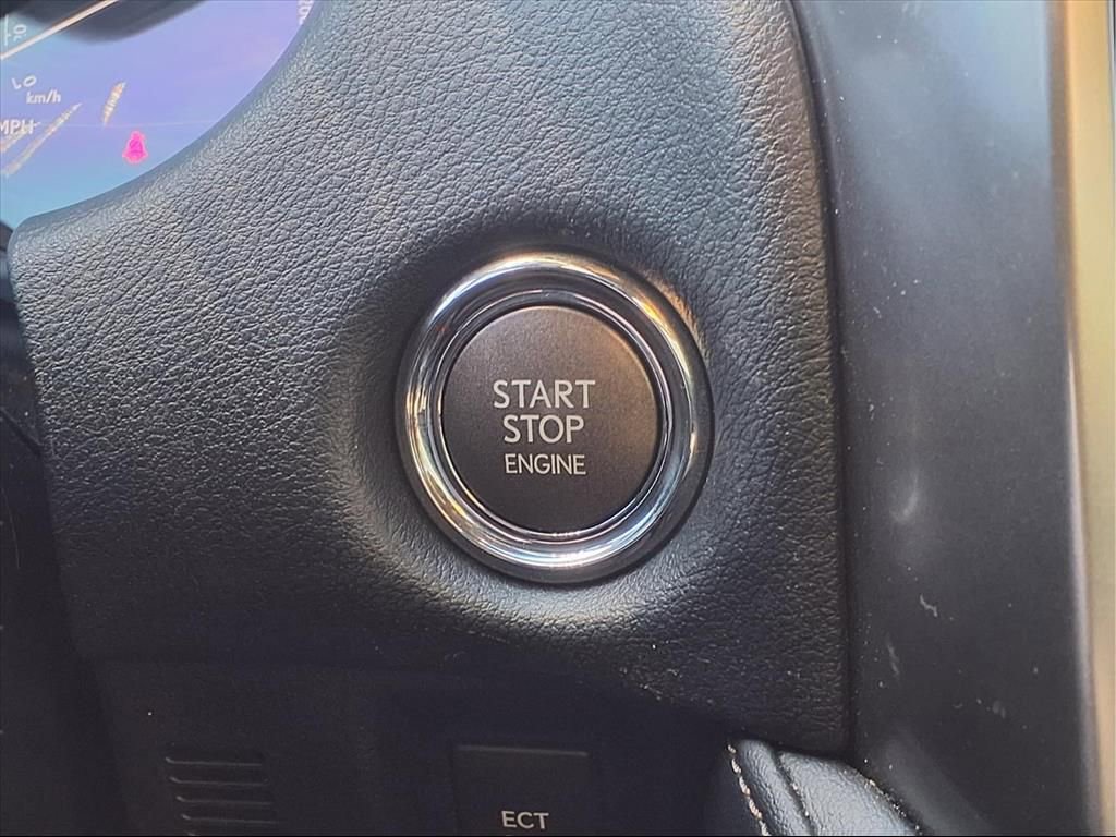 Used 2023 Lexus GX 460 Premium w/ Accessory Package image 14