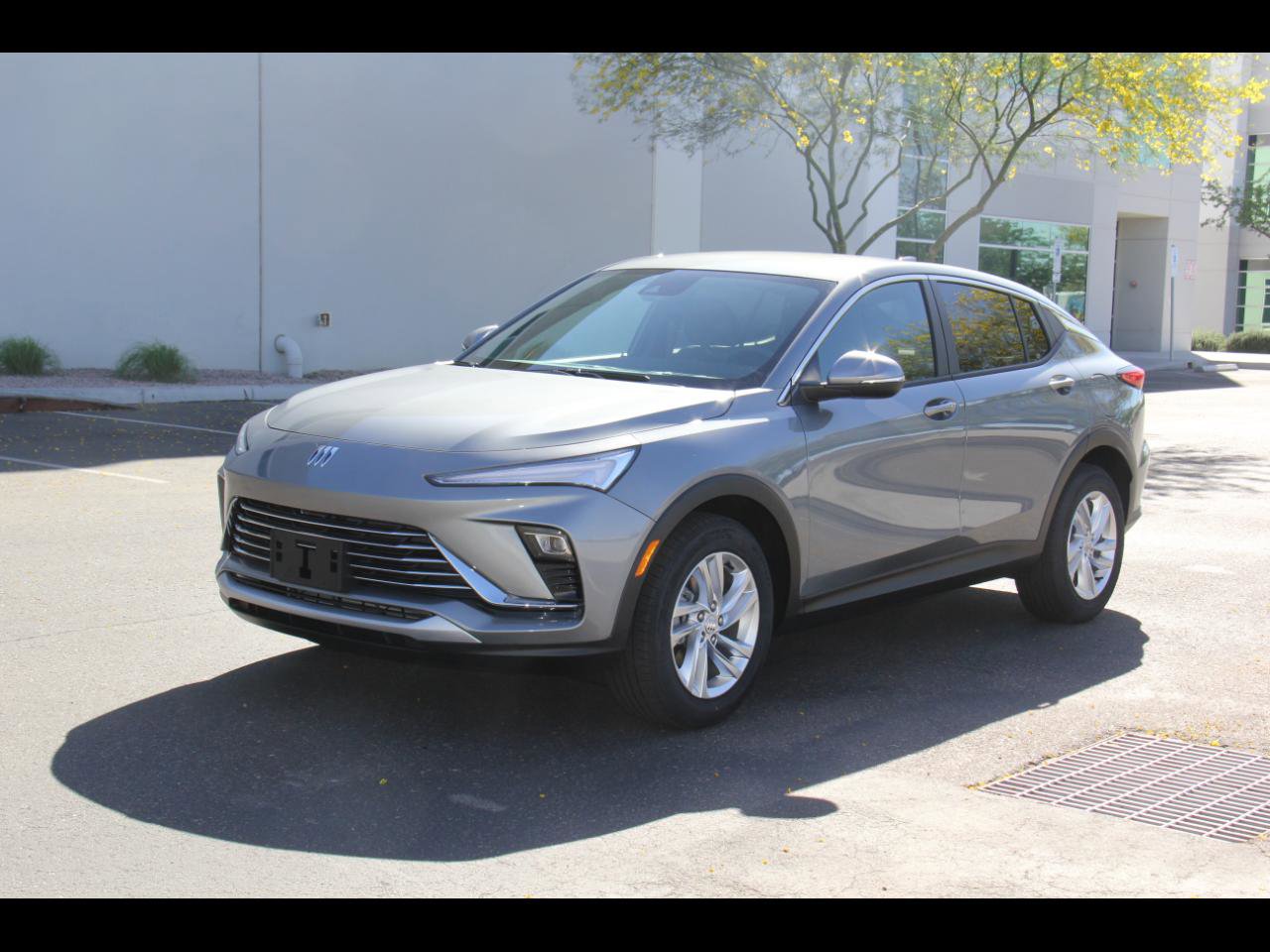 Used 2025 Buick Envista Preferred w/ Convenience I Package image 1