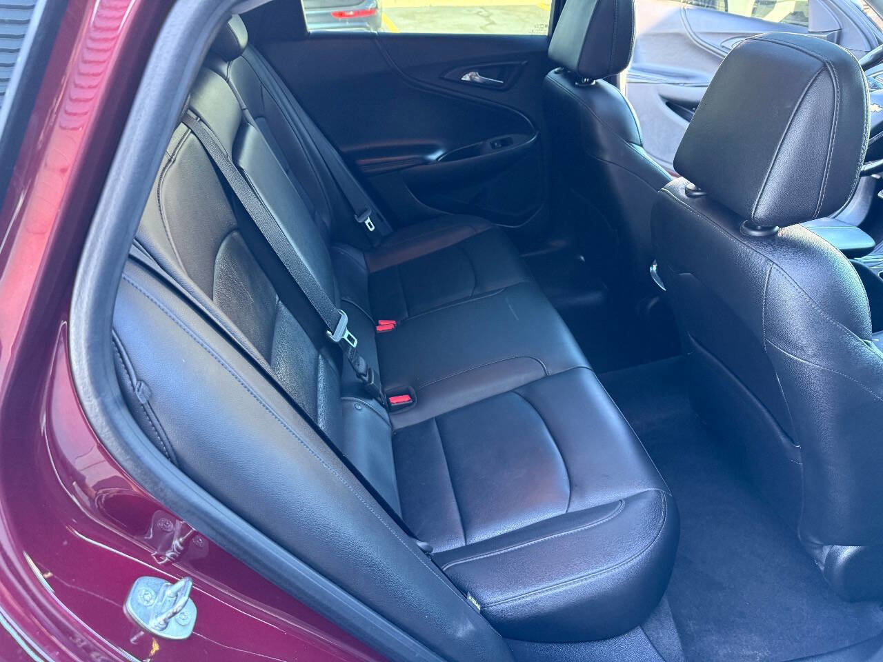 Used 2016 Chevrolet Malibu LT w/ Leather Package image 15