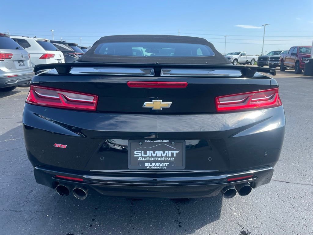 Used 2017 Chevrolet Camaro SS RWD image 30