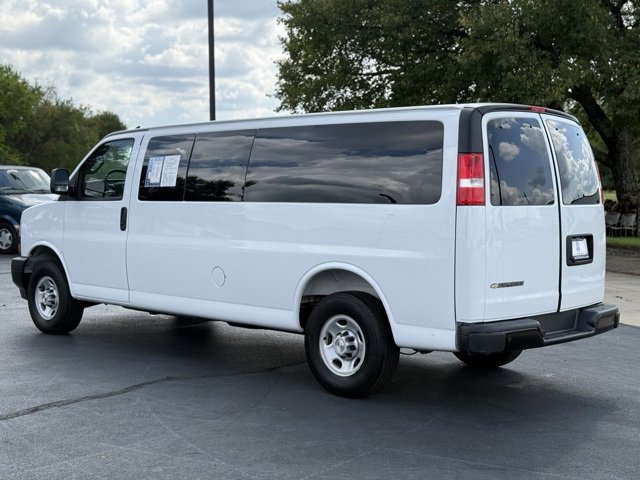 Used 2025 Chevrolet Express 3500 LS image 4