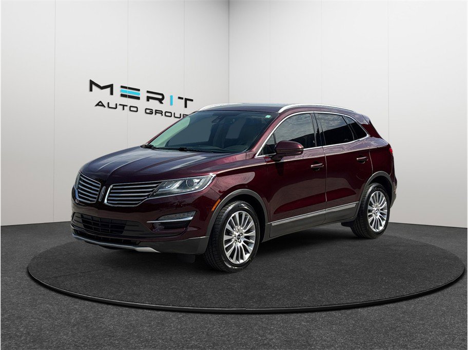 Used 2018 Lincoln MKC Reserve w/ Lincoln MKC Climate Package FWD image 4