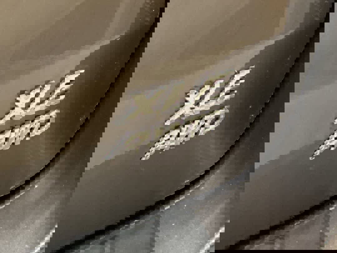 Used 2017 Toyota Sienna XLE image 11