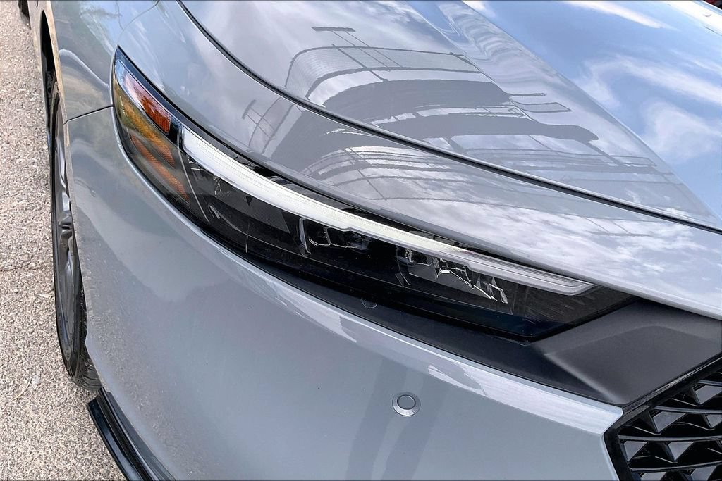 Used 2024 Honda Accord EX-L image 29