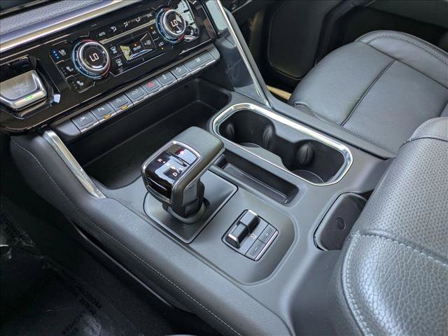 Used 2023 GMC Sierra 1500 Denali w/ Denali Reserve Package AWD/4WD image 12