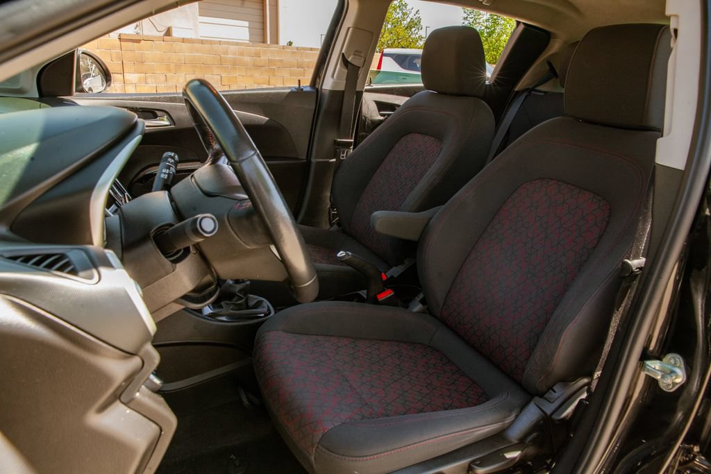 Used 2019 Chevrolet Sonic LT FWD image 13