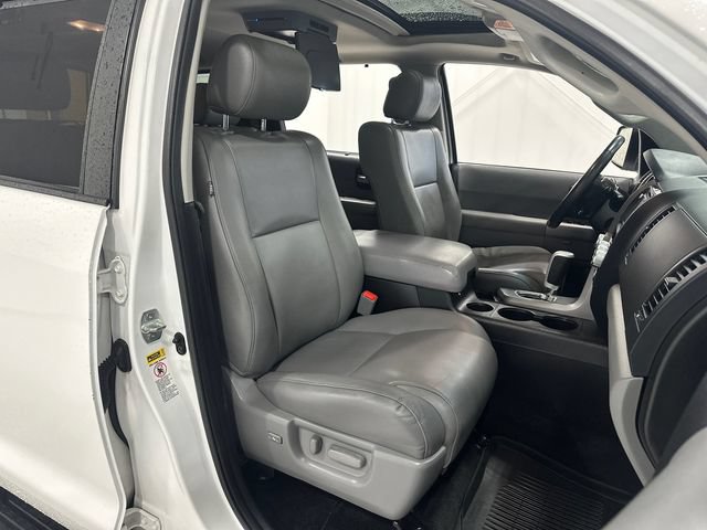 Used 2016 Toyota Sequoia Limited AWD/4WD image 33