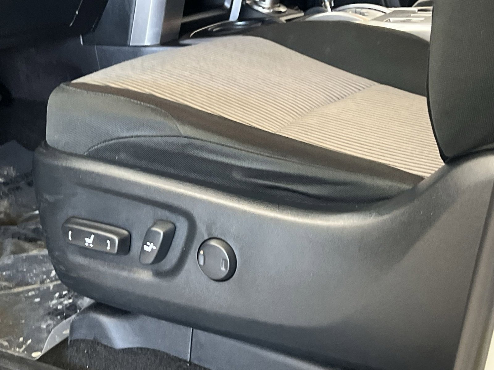 Used 2024 Toyota 4Runner SR5 image 12