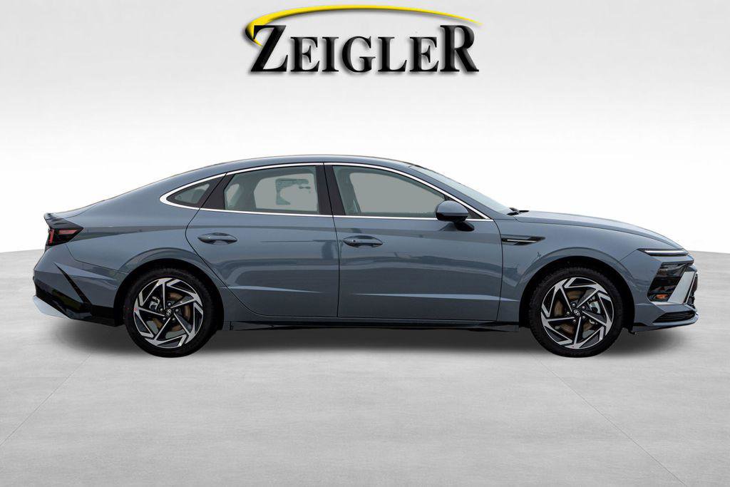 New 2026 Hyundai Sonata SEL image 8