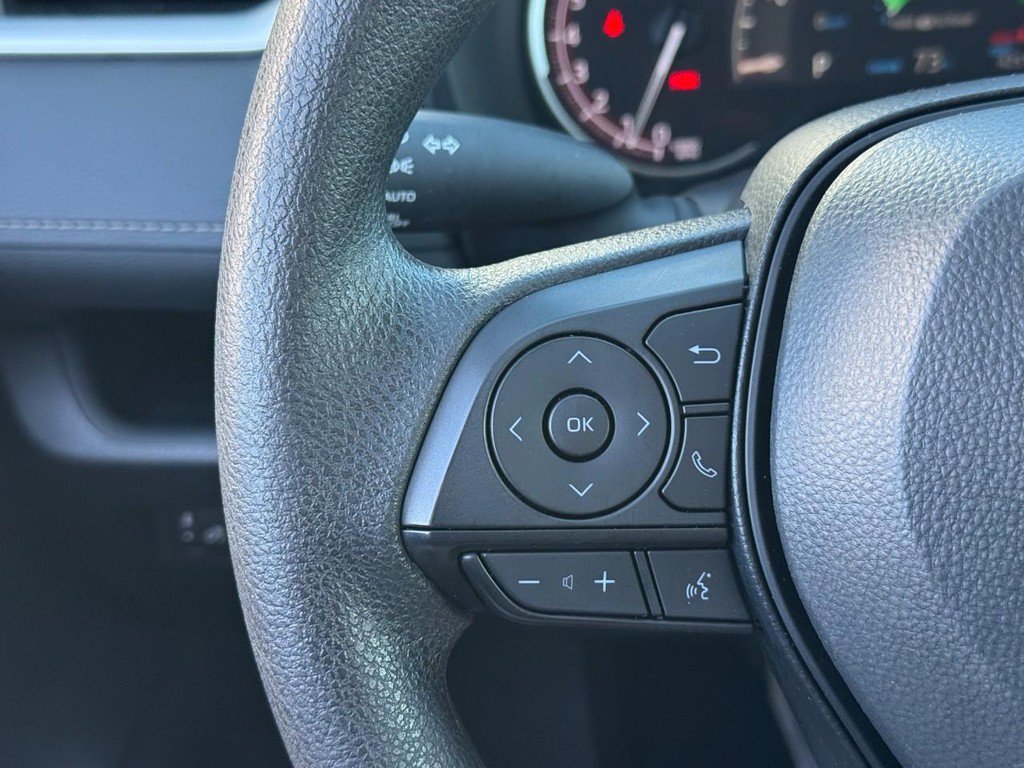 Certified 2025 Toyota RAV4 XLE AWD/4WD image 22