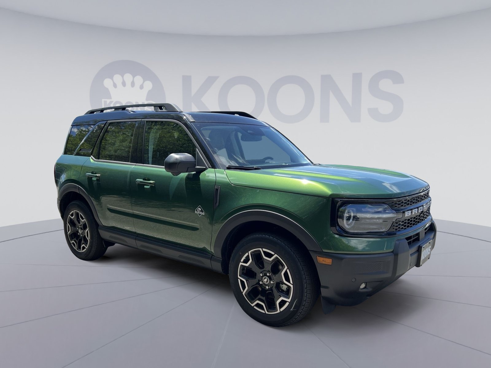 New 2025 Ford Bronco Sport Outer Banks w/ Outer Banks Tech Package+ AWD/4WD image 2