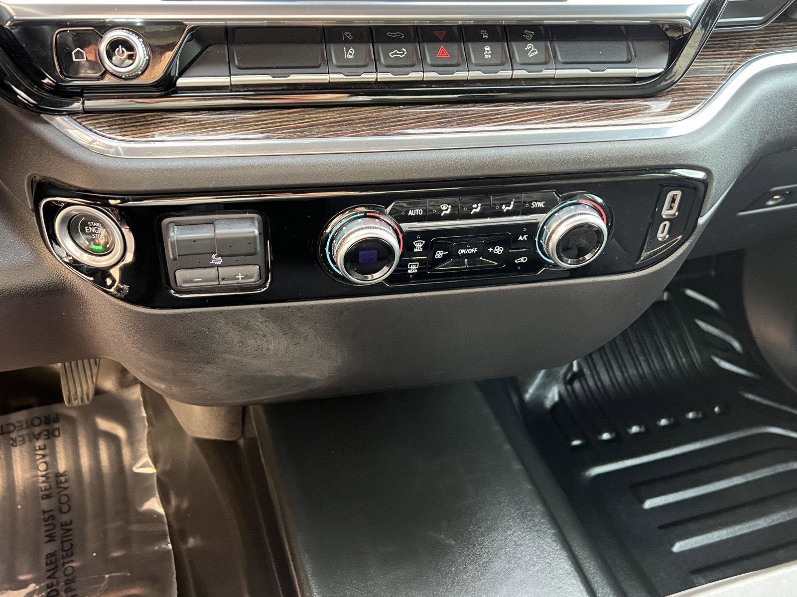 Used 2024 GMC Sierra 2500 SLE image 34