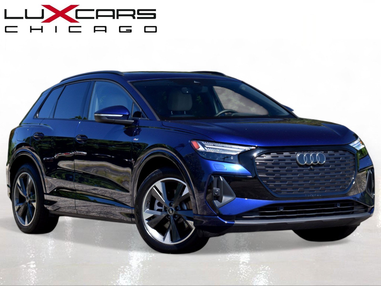Used 2025 Audi Q4 e-tron Prestige w/ Black Optic Package AWD/4WD image 1