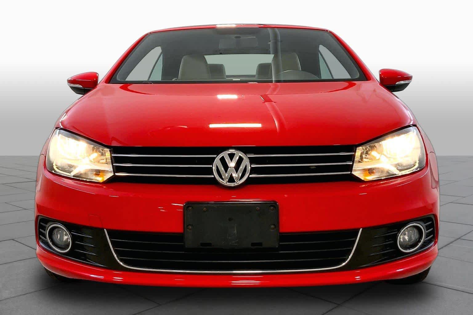 Used 2016 Volkswagen Eos Komfort FWD image 4
