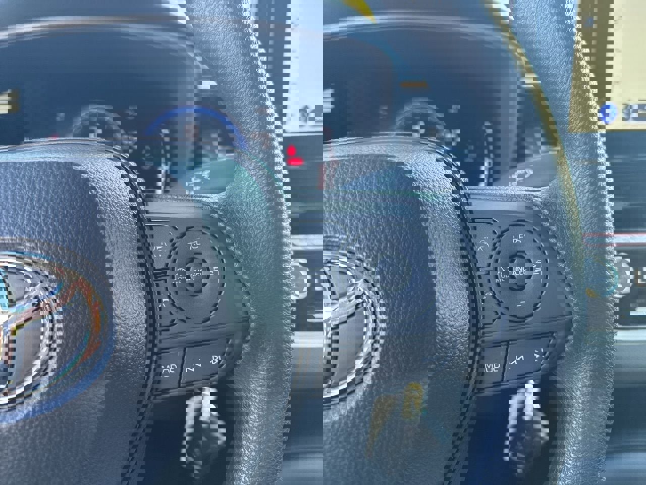 Used 2026 Toyota Corolla LE image 15