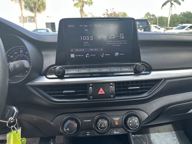 Used 2023 Kia Forte LXS FWD image 25