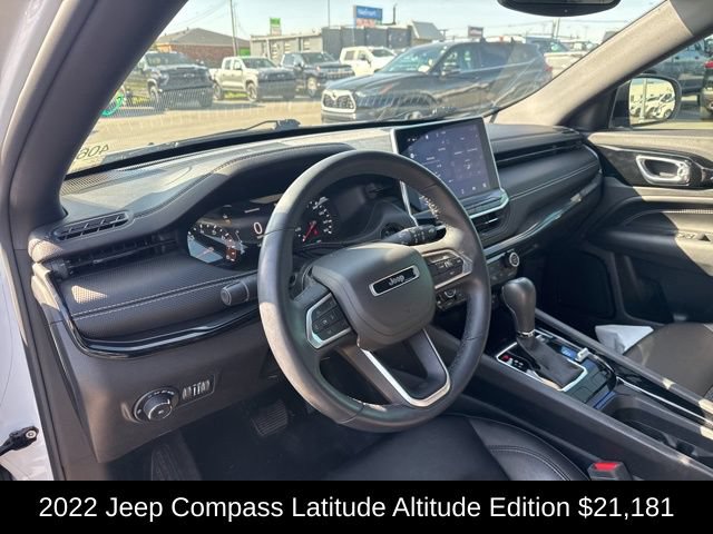 Used 2022 Jeep Compass Latitude w/ Convenience Group AWD/4WD image 11