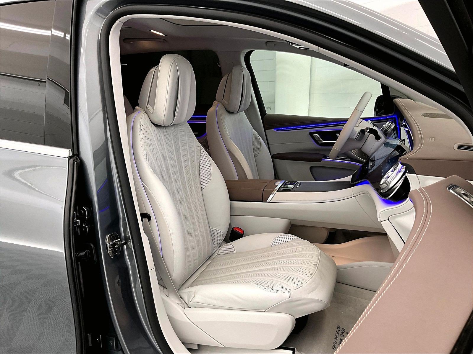 Certified 2024 Mercedes-Benz EQS 450+ SUV image 6