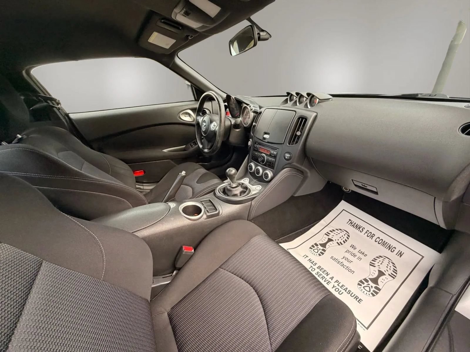 Used 2012 Nissan 370Z Coupe RWD image 19