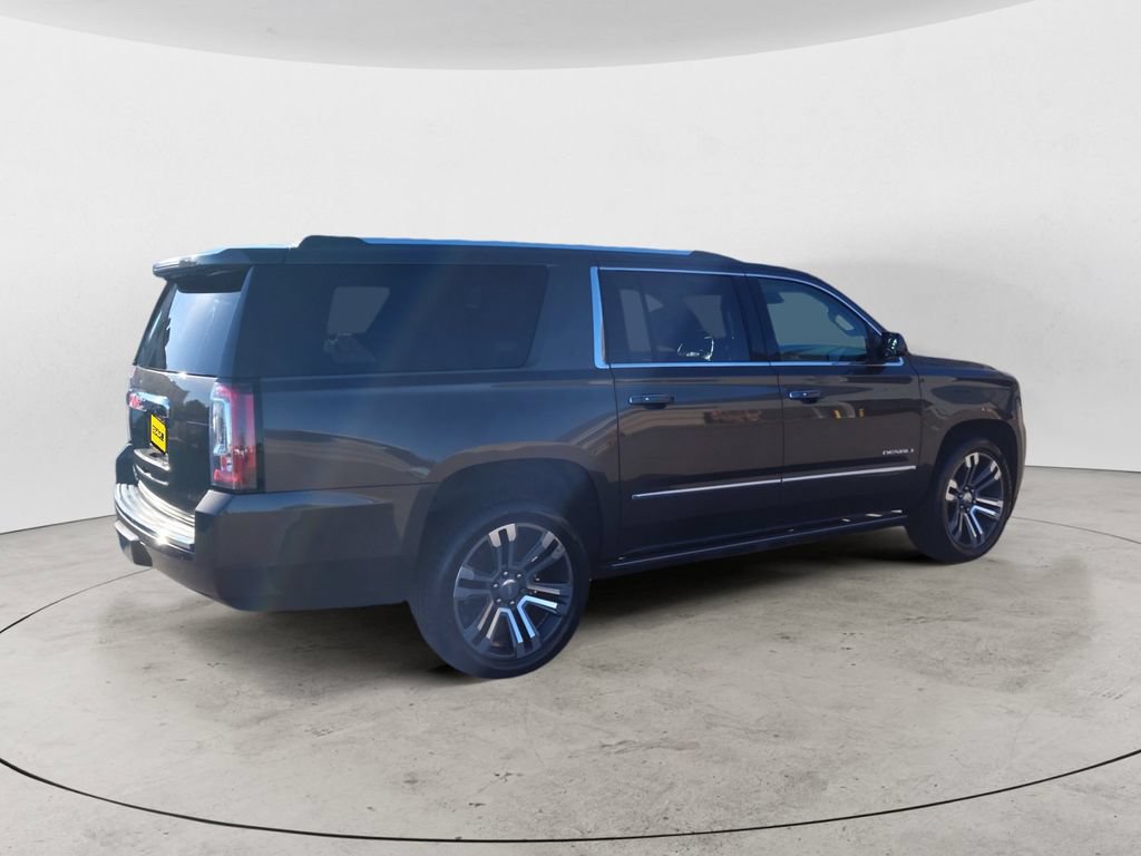 Used 2019 GMC Yukon XL Denali w/ Denali Ultimate Package AWD/4WD image 5
