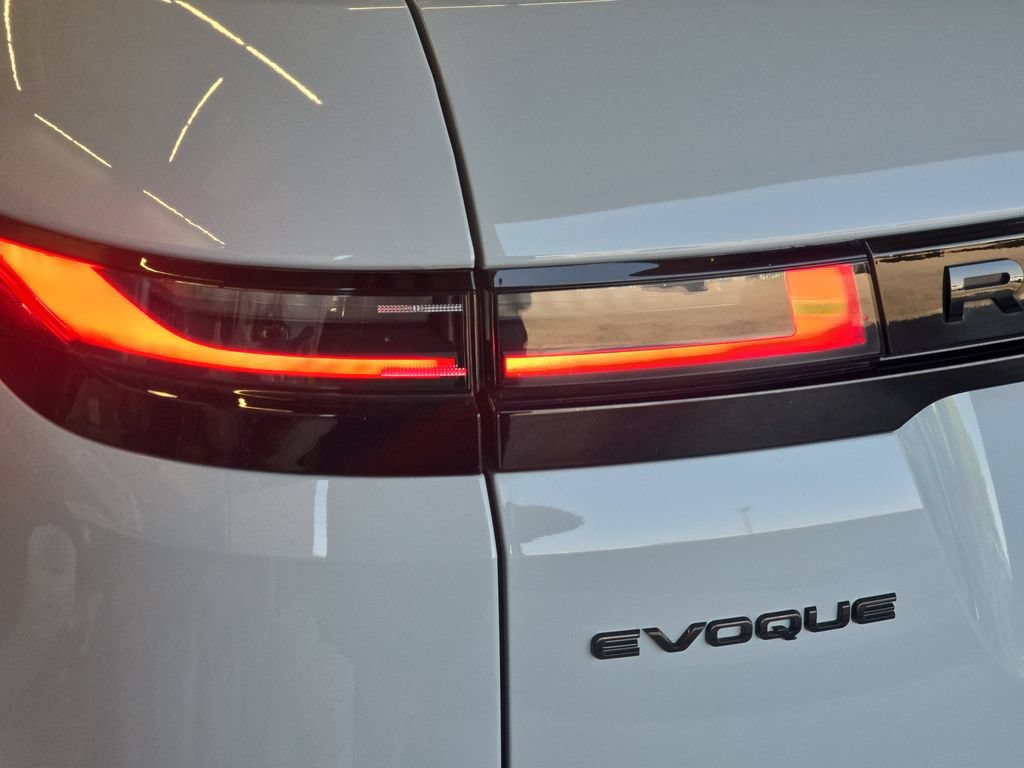 Certified 2026 Land Rover Range Rover Evoque S AWD/4WD image 36