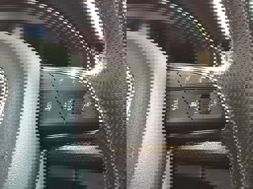 Used 2021 Audi SQ5 Premium Plus w/ Premium Plus Package image 16