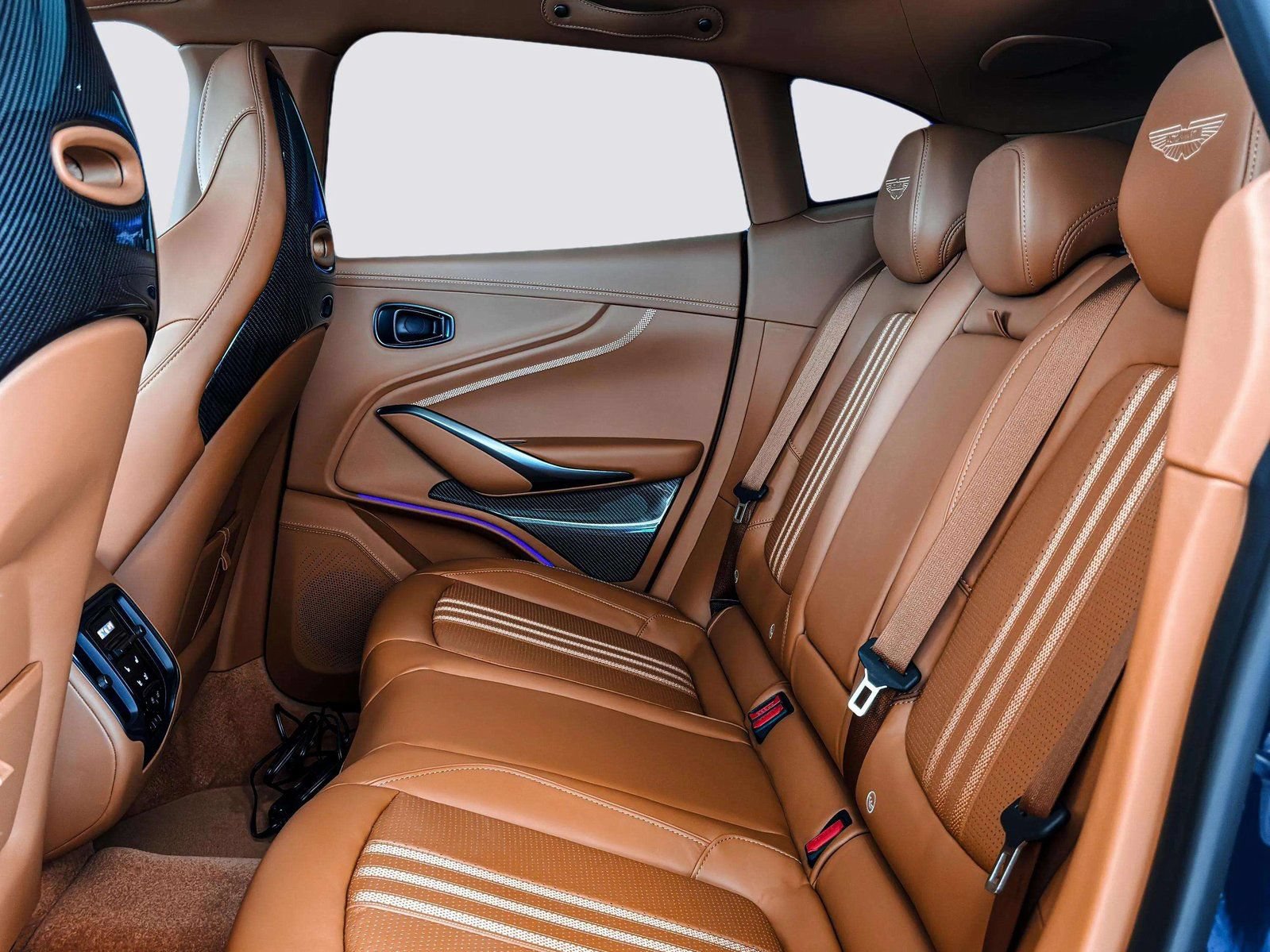 New 2026 Aston Martin DBX 707 AWD/4WD image 37