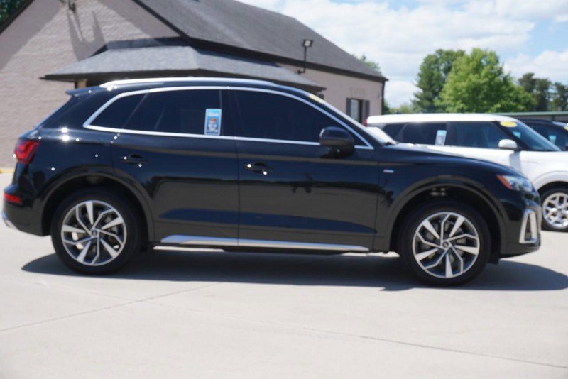 Used 2023 Audi Q5 2.0T Premium Plus AWD/4WD image 2