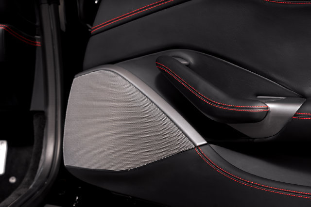 Certified 2020 Ferrari Portofino RWD image 66