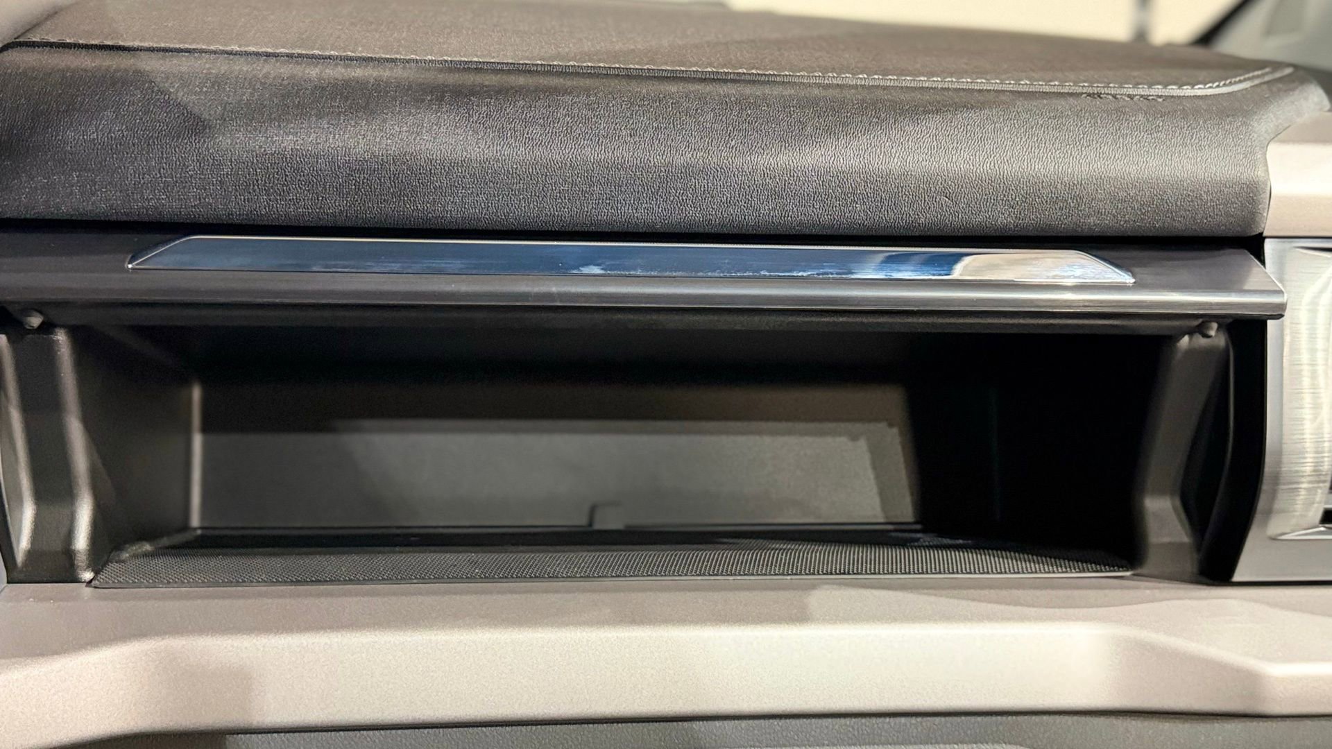 Used 2023 Ford F150 Lightning XLT w/ Equipment Group 312A High image 95