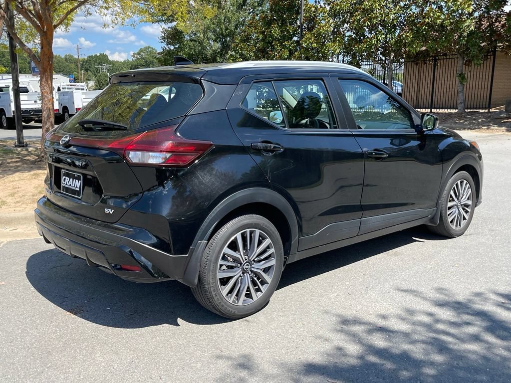 Used 2023 Nissan Kicks SV FWD image 8