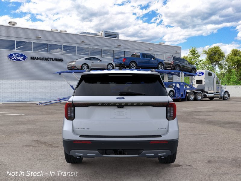 New 2026 Ford Explorer Active w/ Active Comfort Package AWD/4WD image 5