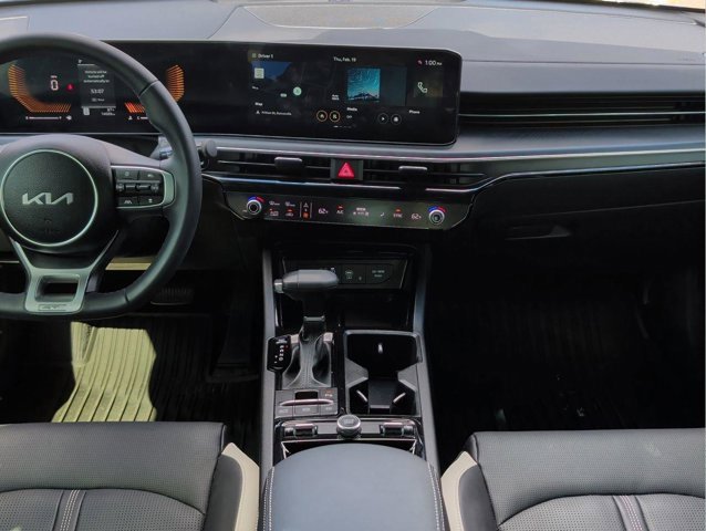 Used 2025 Kia K5 GT-Line image 16