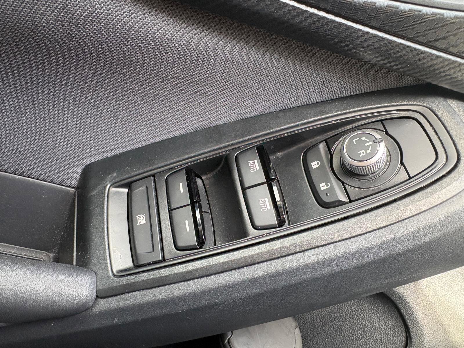 Used 2023 Subaru Crosstrek 2.0i Premium image 27