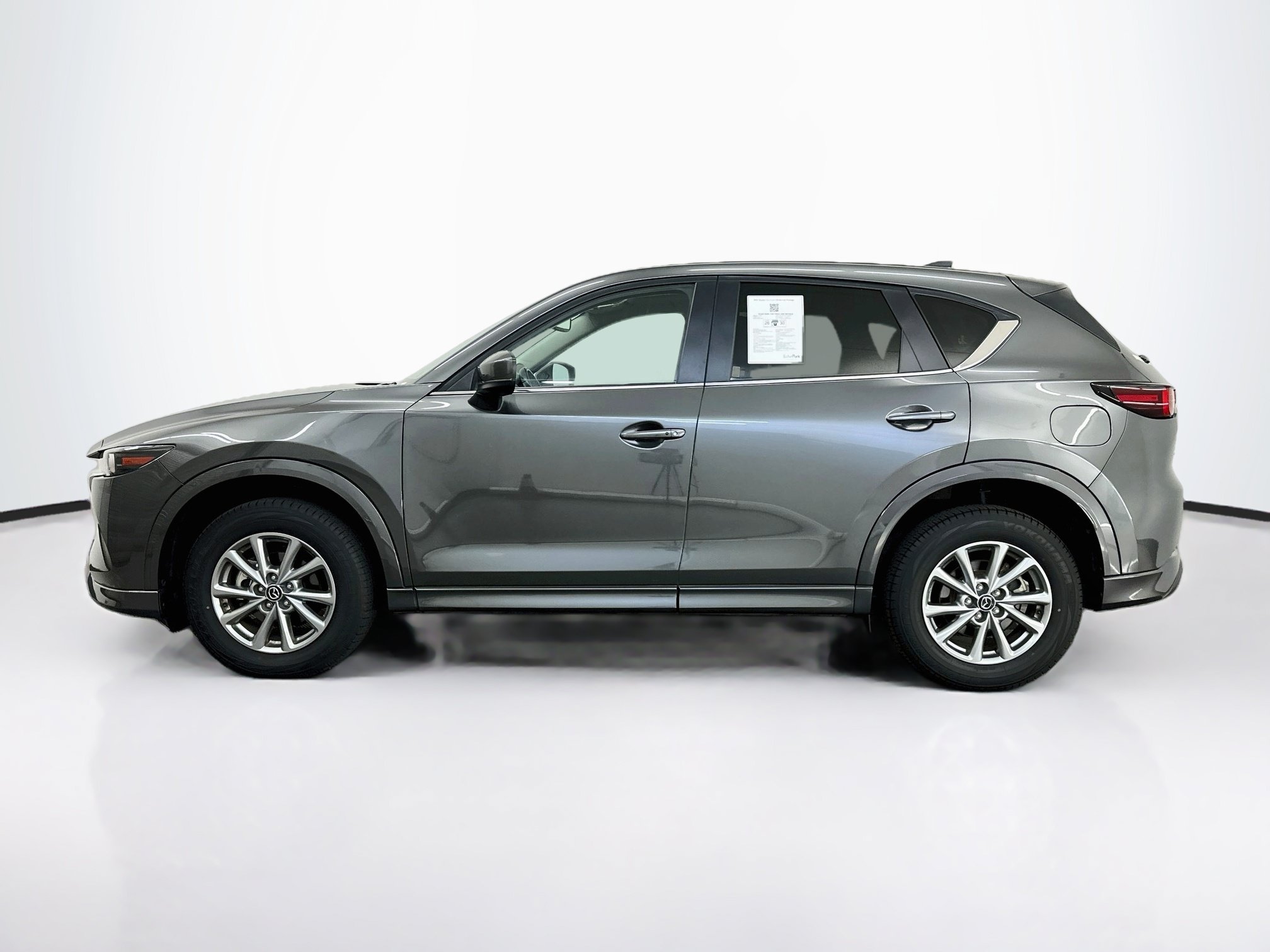 Used 2025 MAZDA CX-5 AWD 2.5 S w/ Preferred Package image 4